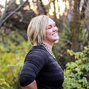 Meet your Posher, Alana